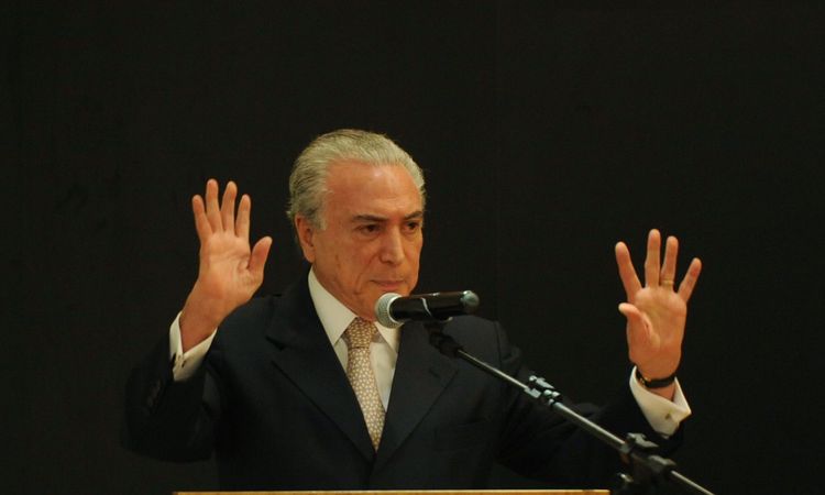 Para cúpula do PMDB, Temer 'escorregou' ao falar de popularidade de Dilma - José Cruz/ Agência Brasil