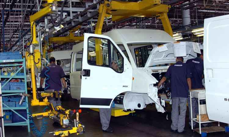 Produção de veículos cai 3,5% em agosto e acumula queda de 16,9% no ano - Jair Amaral/EM/DA Press