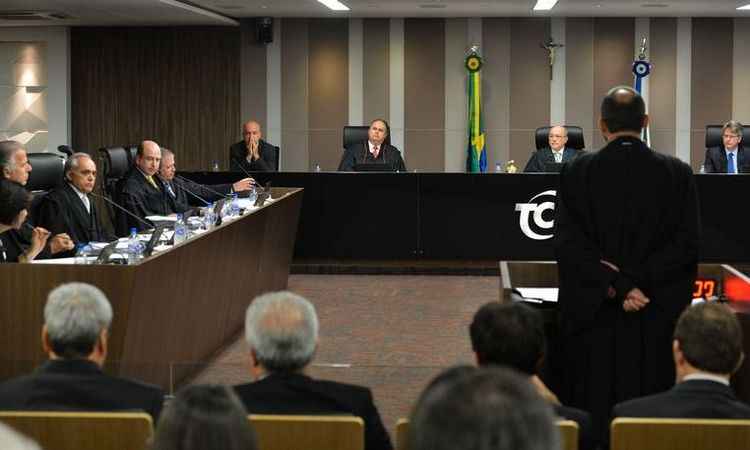 Por unanimidade, TCU recomenda rejeição de contas da presidente Dilma Rousseff - Valter Campanato/Agência Brasil