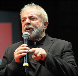 Por Dilma, Lula articula para salvar mandato de Cunha - Marcos Vieira/EM/D.A Press - 28/8/15