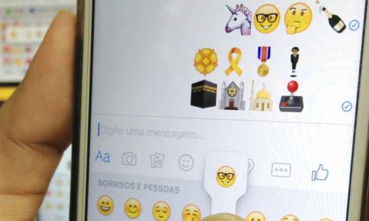 Apple libera iOS 9.1 e disponibiliza 150 novos emojis - Reprodução 