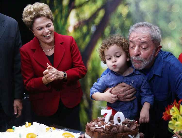 Dilma age para se reaproximar de Lula - Ricardo Stuckert
