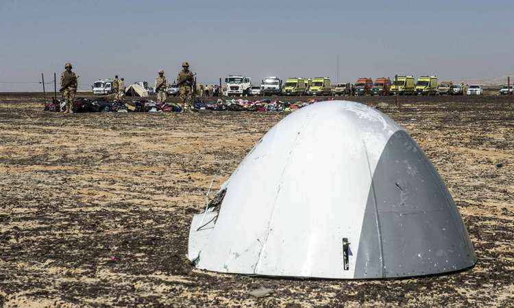 Inglaterra admite possibilidade de Estado Islâmico ter derrubado avião russo no Egito - AFP PHOTO / KHALED DESOUKI