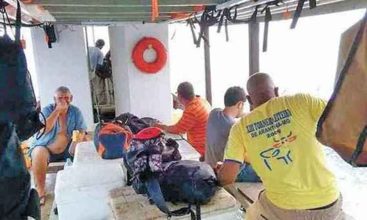 Mergulhadores localizam barco que afundou com mineiros em Angra dos Reis - Álbum de família/Divulgação