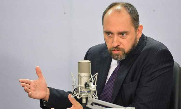 Adams diz que governo já prepara defesa que será entregue ao Congresso - José Cruz/ Agência Brasil