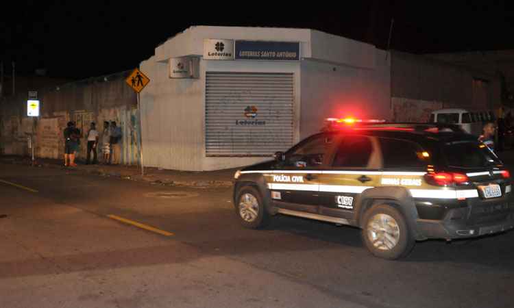 Ladrões matam dono de lotérica a tiros e roubam malote com R$ 16 mil em Belo Horizonte - Tulio Santos/EM/DA Press