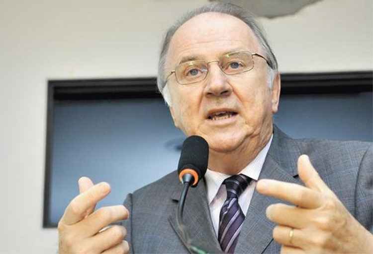 Confederação Nacional dos Municípios faz alerta a prefeitos em ano eleitoral - Fábio Rodrigues Pozzebom/ABr -  11/1/14