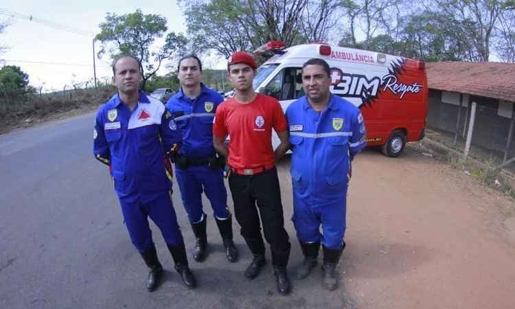 Corpo de Bombeiros recebeu média de 15,6 trotes por dia em 2015 - (foto: BIM Resgate/ Divulgação )