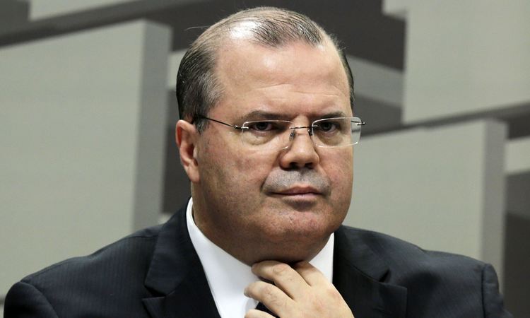 Ex-diretores do BC se dizem perplexos com nota de Tombini em véspera de Copom - STRINGER/BRAZIL