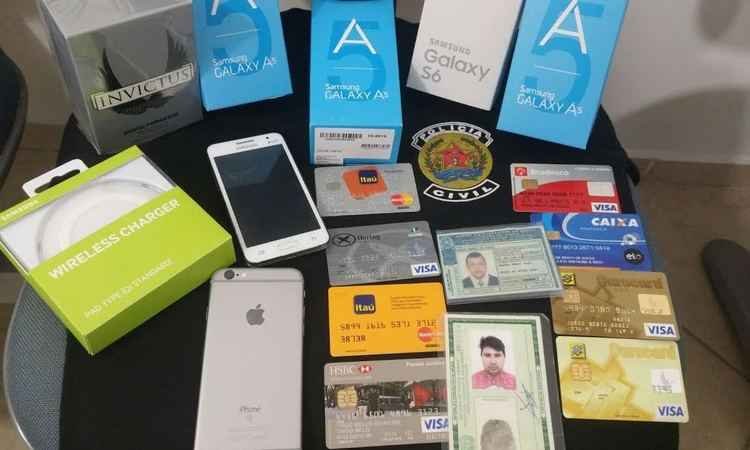 Dupla investigada por estelionatos com clonagem de cartões é presa em Valadares - Polícia Civil/Divulgação