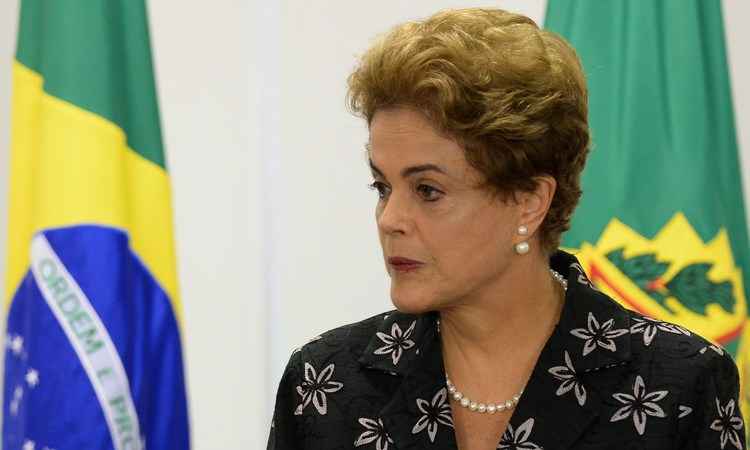 Dilma diz ter ficado 'estarrecida' com frase do relatório do FMI que cita Brasil - AFP PHOTO / ANDRESSA ANHOLETE 