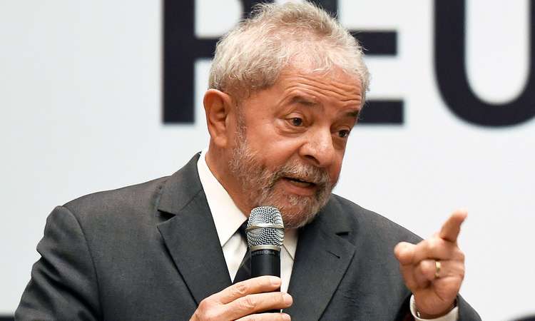 Em depoimento à PF, Lula diz que esquema de compra de MP é 'coisa de bandido' - AFP PHOTO/EVARISTO SA 