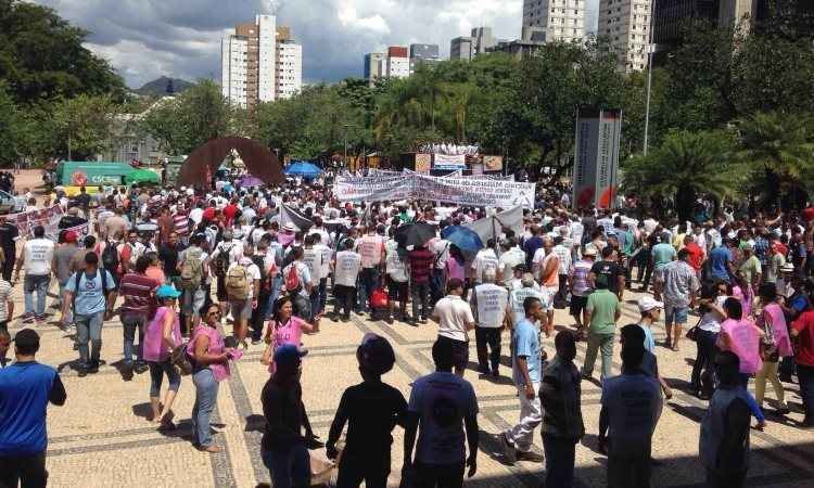 Agentes de segurança de MG fazem protesto contra escalonamento de salários - João Henrique do Vale/EM/D.A Press