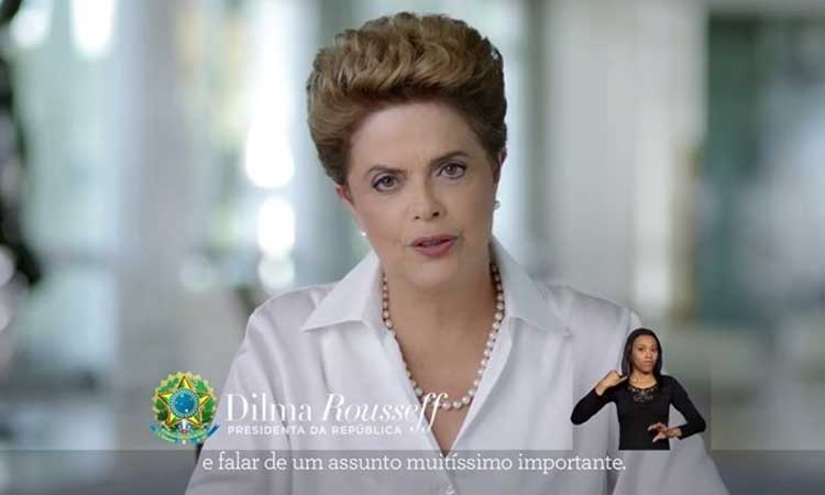 Brasileiros fazem panelaço durante pronunciamento de Dilma - Reprodução/Youtube