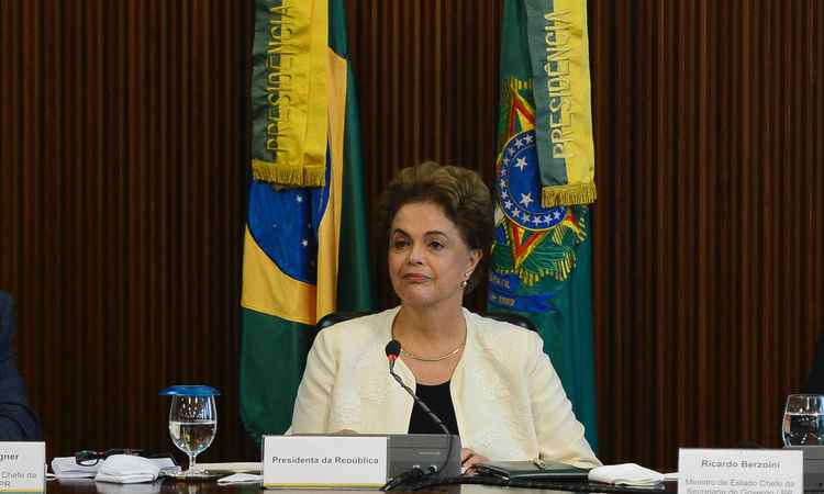 Dilma manifesta 'integral inconformismo' com condução coercitiva de Lula - Jose Cruz/Agencia Brasil 