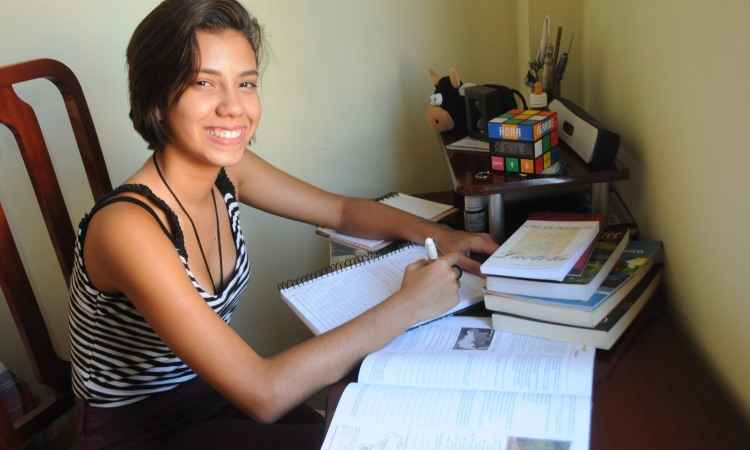 Estudante mineira e blogueira do Uai tira nota mil na redação do Enem - Cristina Horta/EM/D.A.Press