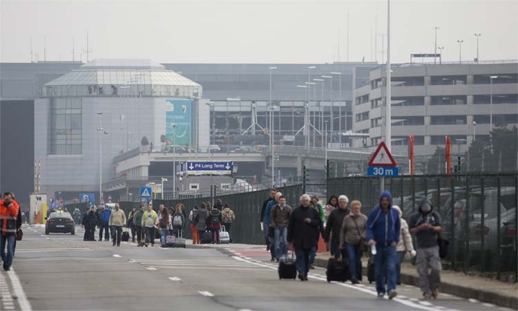 'Homem-bomba' foi autor de uma das explosões no aeroporto de Bruxelas  - THIERRY MONASSE / AFP PHOTo