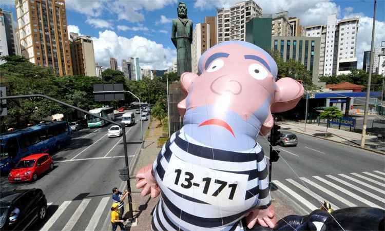 Patriotas concedem medalhas a militantes do impeachment - Ramon Lisboa/ EM/D. A Press