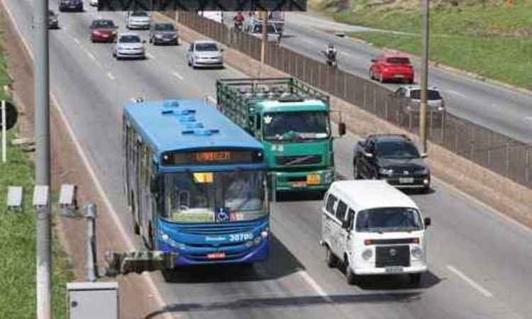 SOS Estradas diz que 1,7 mil usuários de drogas tiram CNH mensalmente no estado - Juarez Rodrigues/EM/D.A Press