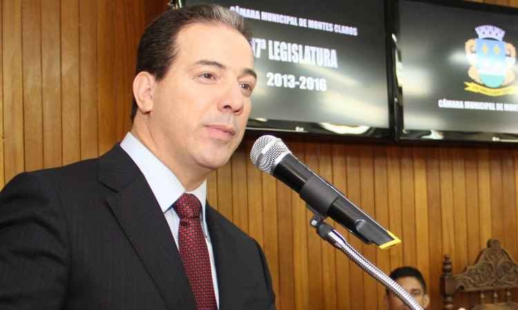 Ruy Muniz passa mal e é levado do presídio para hospital  - Credito Solon Queiroz/Esp. EM 