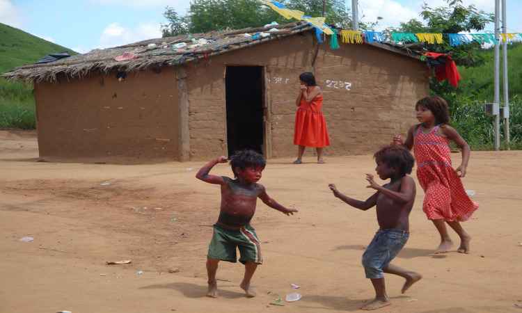 Justiça determina ações para acabar com desnutrição entre índios Maxacali em MG - Pedro Ferreira/EM/D. A Press