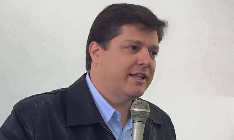 Aprovada emenda que exclui restrição para empresa estrangeira assumir aéreas brasileiras - Reprodução/Facebook