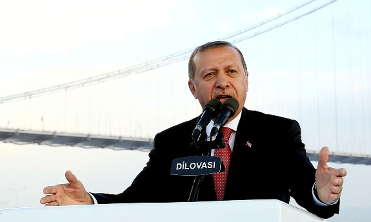 Presidente da Turquia convoca população a tomar as ruas contra tentativa de golpe - PHOTO / TURKISH PRESIDENTIAL PRESS OFFICE/ KAYHAN OZER