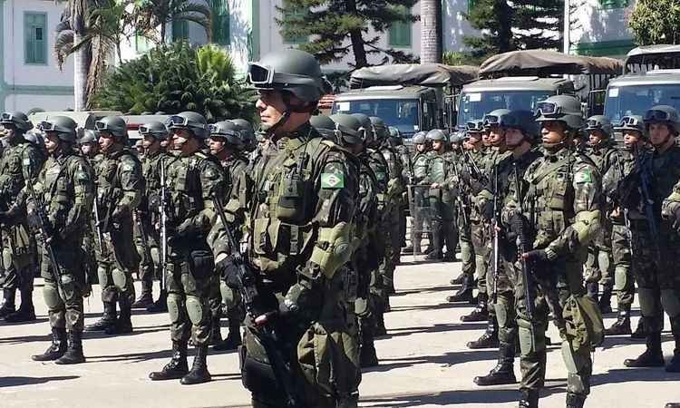 Tropas das Forças Armadas passam por verificação final antes da Olimpíada em BH - Beto Novaes/EM 