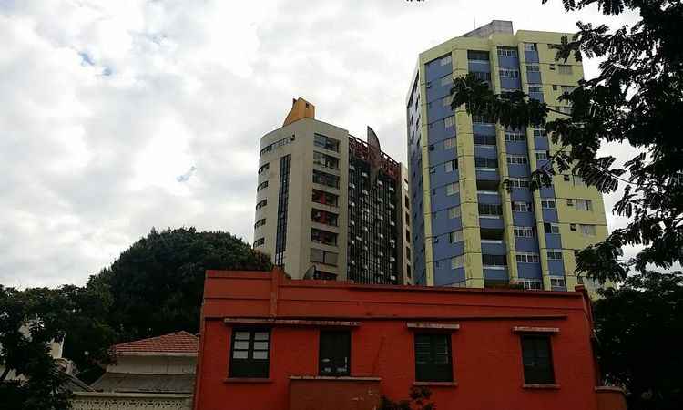Céu amanhece nublado, mas não há previsão de chuvas em BH - Paulo Filgueiras/EM/D.A 