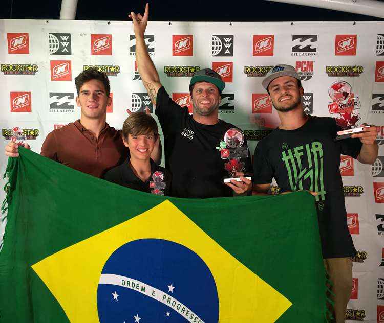 Equipe brasileira de Wakeboard conquista 2 títulos mundiais em Toronto - Dino