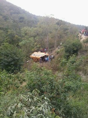 Acidente com ônibus escolar deixa quatro mortos no Vale do Jequitinhonha - IML/Teófilo Otoni