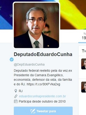 Cunha retuíta elogios, mas não muda o perfil para 'ex-deputado' - Reprodução da internet