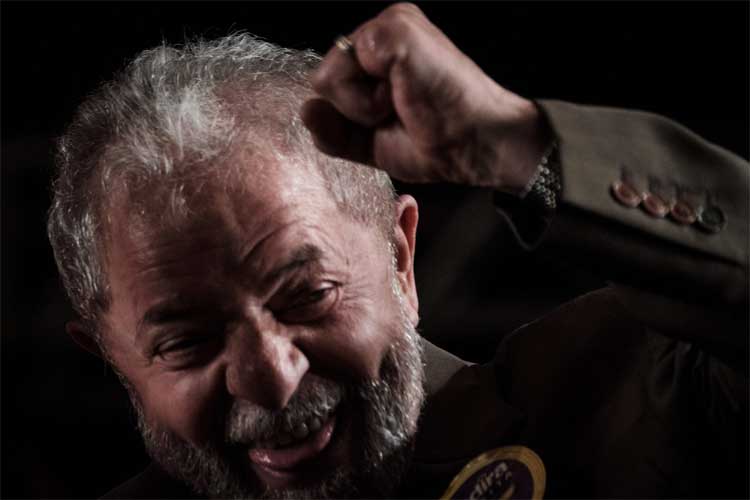 Advogado de Lula pede ao TCU que fiscalize presentes de outros ex-presidentes - Yasuyoshi Chiba