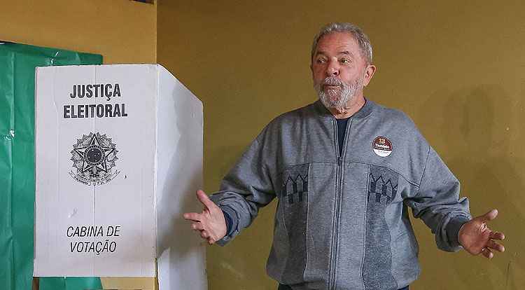 Lula vota em São Bernardo do Campo sob vaias e aplausos - Ricardo Stuckert/ Instituto Lula