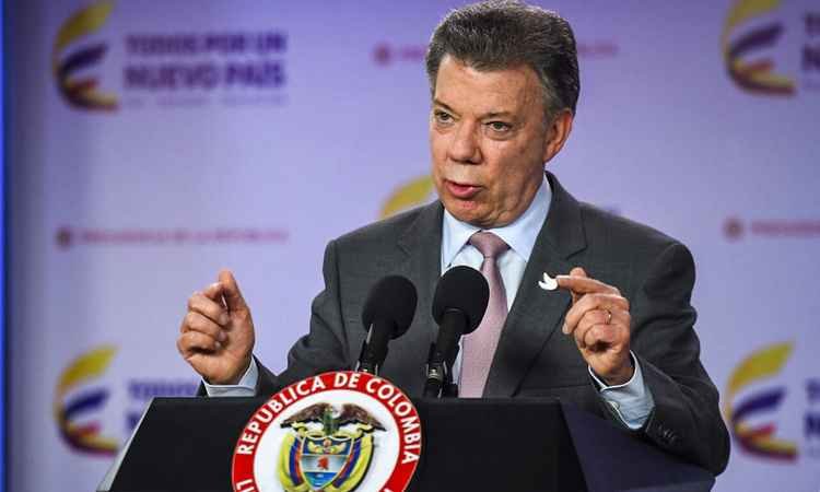 Colômbia busca "Plano B" para acordo de paz com as Farc - CESAR CARRION 
