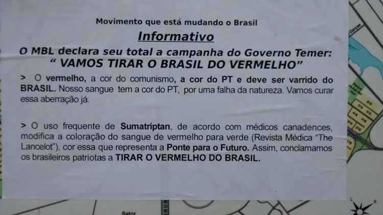 Cartazes sugerem mudança de cor do sangue para 'tirar o Brasil do vermelho' - Rodolfo Costa/CB/D.A Press