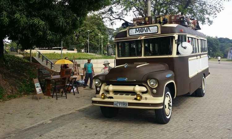 Jardineira retrô faz primeiro passeio turístico na Pampulha - Paulo Filgueiras EM DA Press