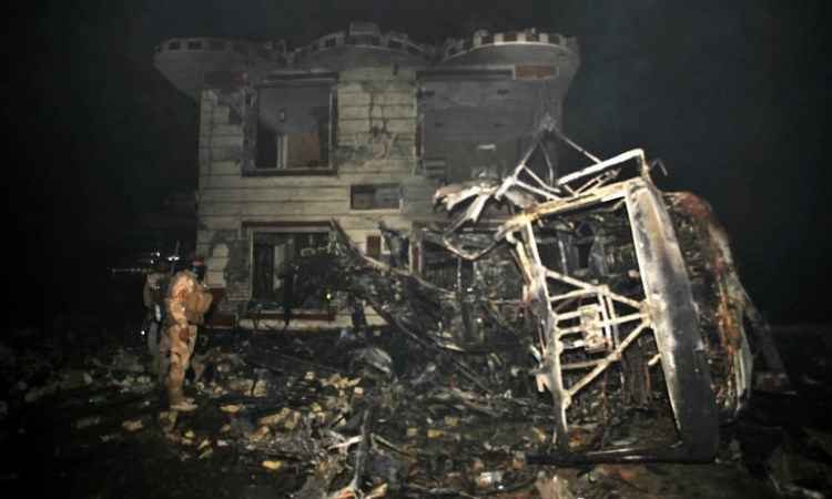 Número de mortos por caminhão-bomba do Estado Islâmico no Iraque sobem para 73 - Haidar HAMDANI / AFP