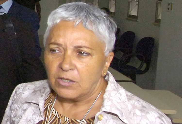 Grupo cerca deputada em restaurante no Rio - Marcelo Sant'Anna/EM/D.A Press - 9/3/2009