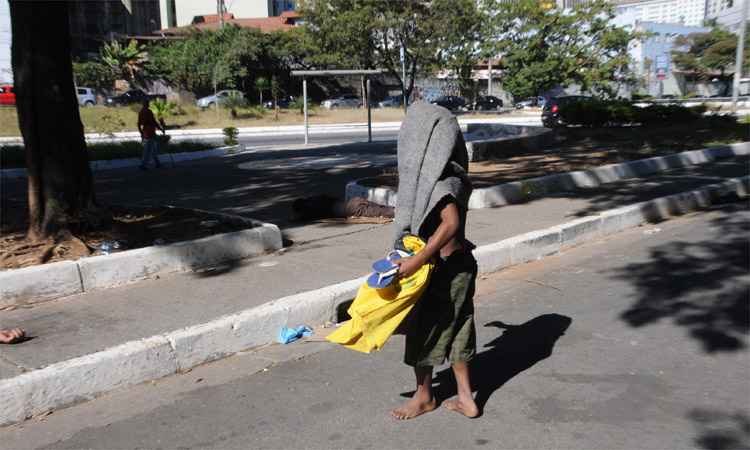 Ministério Público cobra mais vagas para acolher adolescentes em risco em BH - Paulo Filgueiras/EM/DA Press - 26/07/2012