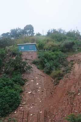 Moradores de três comunidades de BH em alerta para deixar suas casas - Beto Novaes/EM