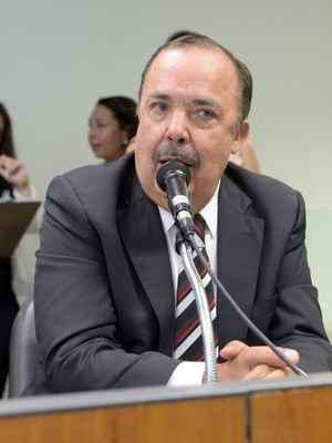 Ex-prefeito de Pará de Minas é condenado por contrato irregular com Grupo SIM - Pollyanna Maliniak
 