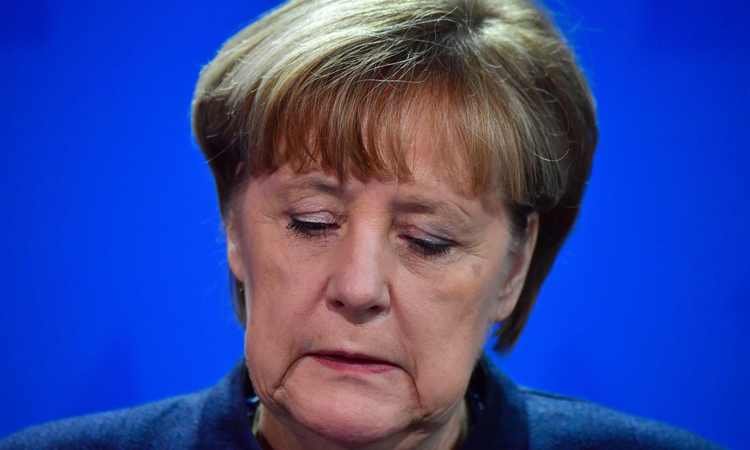 Merkel confirma que ataque em Berlim foi ato terrorista - AFP / John MACDOUGALL 