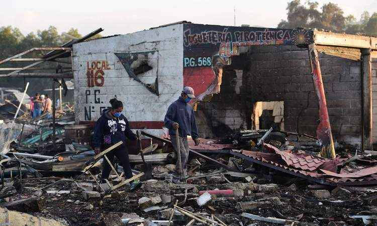 Sobe para 36 o número de mortes em explosão no México - AFP / RONALDO SCHEMIDT 