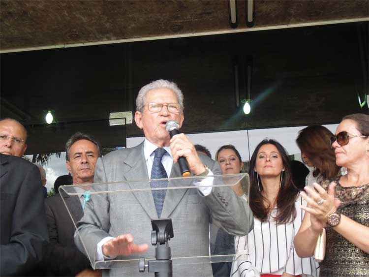 Prefeito de Montes Claros assume decretando calamidade financeira - Luiz Ribeiro/EM/D.A Press