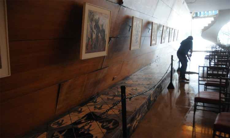 Até o fim do mês, Iepha vai tomar medidas contra danos de infiltrações na Igrejinha da Pampulha - Cristina Horta/EM/D.A.Press