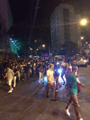 Pré-carnaval na Rua Alberto Cintra, em BH, tem confusão entre foliões e PM - Reprodução/Twitter