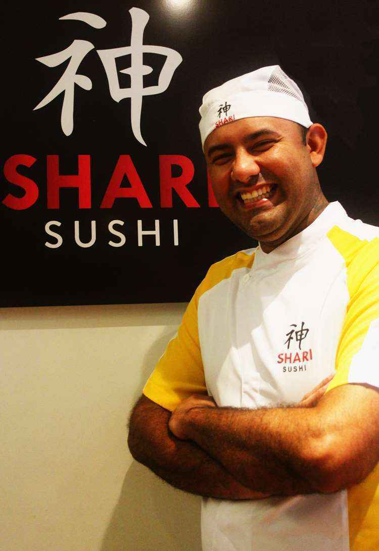 Conheça o Samurai do  Restaurante Shari Sushi - Dino