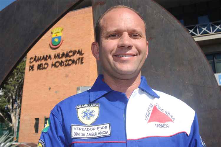 Justiça manda soltar vereador de BH que pousou de helicóptero em praia de Guarapari - Leandro Couri/EM/D.A Press