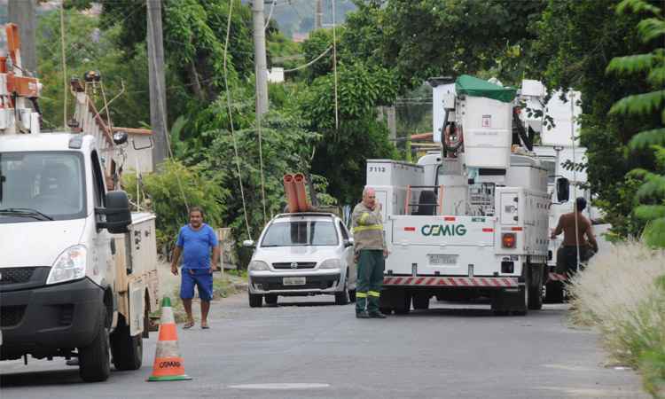 Moradores relatam medo e prejuízos após incêndio em subestação em BH - Beto Novaes/EM/DA Press